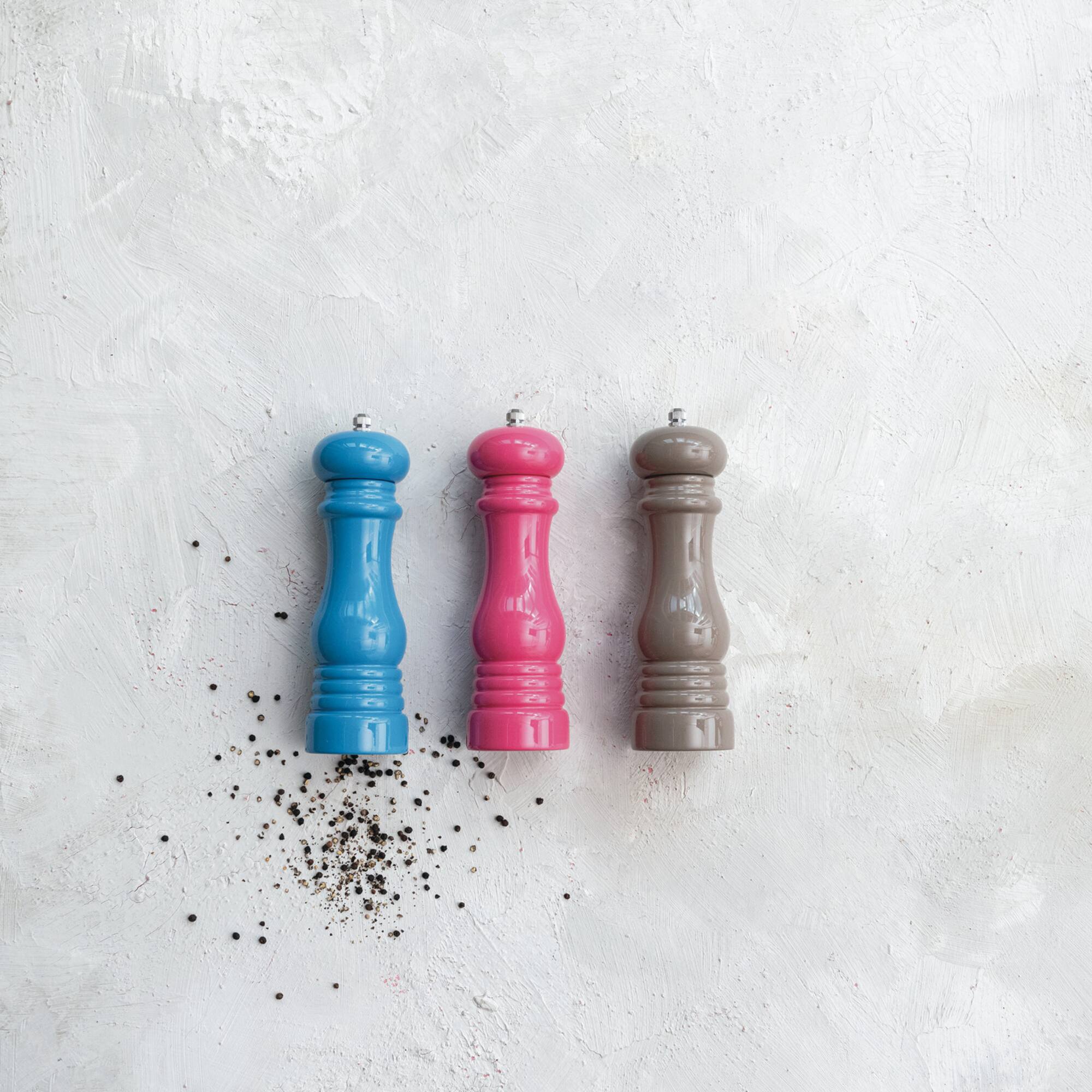 Hello Honey® 8" Rubberwood Elegance Pepper Mill